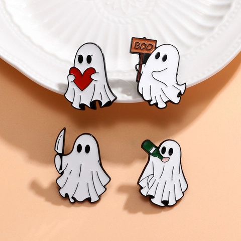 Cartoon Ghost Enamel Brooches Zinc Alloy Cute Funny Halloween Pins Decoration For Clothes Bags Backpacks Unisex Novelty