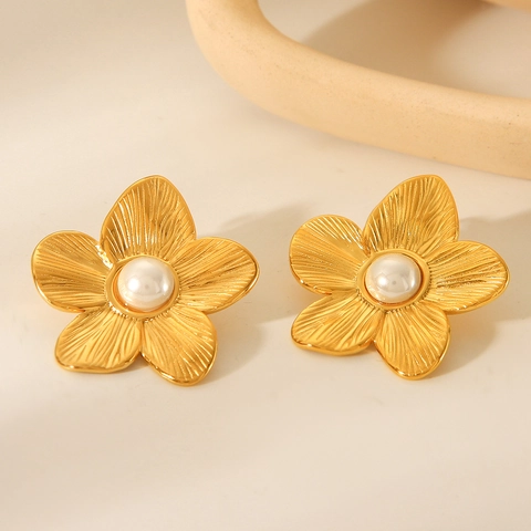 Flower Stud Earrings 18K Gold Plated Stainless Steel Faux Artificial Pearl Retro French Ins Style Elegant Jewelry For Women
