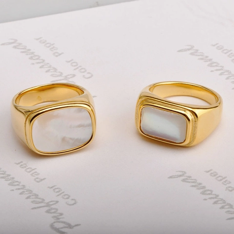 Quadratischer Weißer Muschel Siegelring Goldfarben Edelstahl Poliert Perlmutt Vintage Minimalistischer Unisex Schmuck