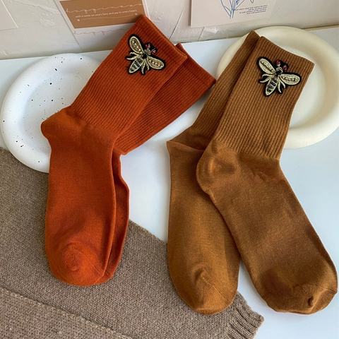 Women Crew Socks Cotton Ribbed Knit Bee Embroidery Beaded Retro Style Mid Calf Breathable Soft