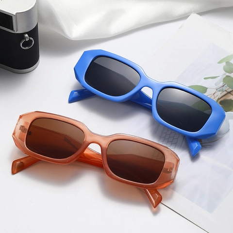 Gafas De Sol Rectangulares Retro Montura PC Lentes AC Protección UV400 Moda Gafas Cuadradas Para Viajes Al Aire Libre