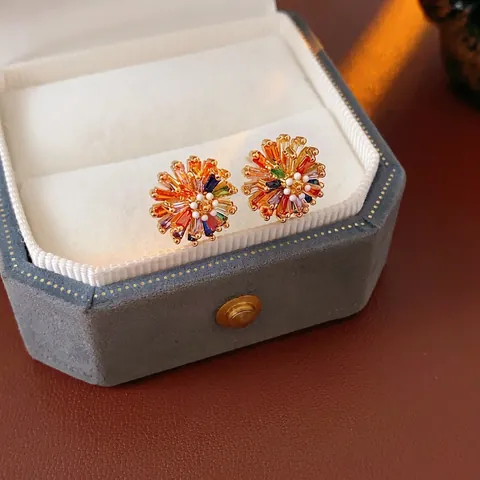 Orecchini A Lobo A Fiore Con Zirconi Colorati Perno In Argento Base In Rame Gioielli Di Moda Per Donne