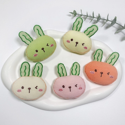 Lindos Accesorios DIY Tela Conejo Zanahoria Dibujos Animados Pana Bordado Acolchado Para Broche Clip Pelo Decoración Bolso