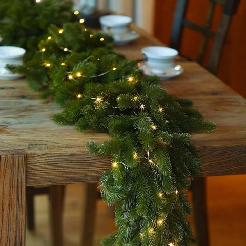 Künstliche Weihnachtsguirlande Kiefernadel Zypressenblätter LED Lichter Wandbehang Rattan Heim Feiertag Dekor Amerikanisch Grün