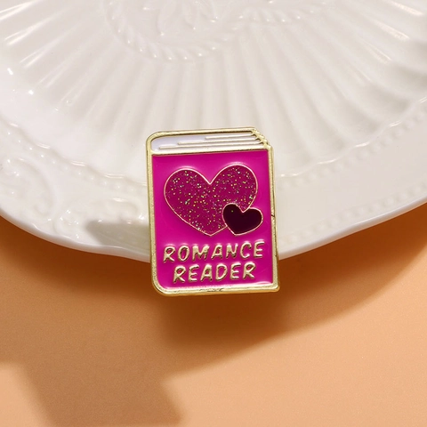 Broche En Émail Livre Romance Reader Alliage Coeur Paillettes Cartoon Bijoux Pour Femmes Décoration De Vêtements