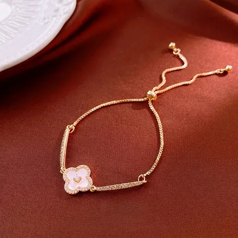 Klavertje Vier Armband Koper Met Zirconia En Kunstparelmoer Verstelbare Gesp Elegante Sieraden Voor Dames