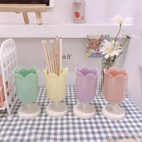 Tulip Shape Pen Holder Plastic Desktop Makeup Brush Storage Box Cute Pastel Stationery Organizer Students Office Decor