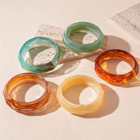Retro Acrylic Resin Bangle Bracelet Geometric Faceted Wide Marbled Pattern Fashion Jewelry For Women Elegant Accessory