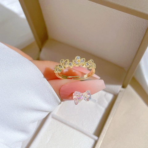 Bague Ajustable Ouverte En Laiton Plqué Or Avec Zirconium Cube Motif Feuille Bijoux Minimalistes Pour Femmes