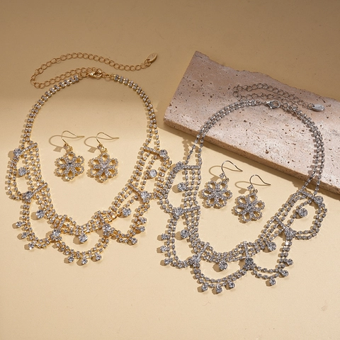 Luxury Elegant Water Drop Floral Lace Necklace And Earrings For Women Copper And Rhinestone Multi Layer Fringe