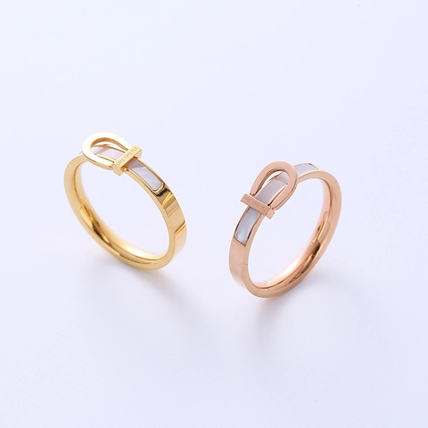 Anillo De Acero Inoxidable Con Hebilla De Cinturón E Incrustación De Concha Mensaje Love Forever Joyería Para Mujer