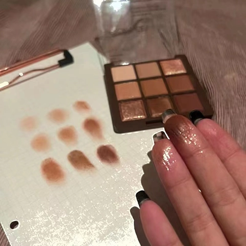 Multi-Color Oogschaduw Palette Mat Shimmer Glitter Aardetinten Poeder Langdurige Natuurlijke Make-Up Voor Vrouwen Beginners