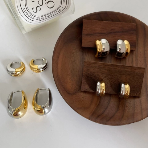 Boucles d'Oreilles Huggie en Cuivre Minimaliste Deux Tons Plaqué Or Argent Forme de C Goutte d'Eau pour Femme Bijoux d'Oreille Mode Cadeau