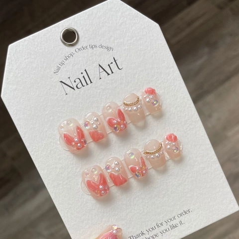 Handmade Press On Nails Pearl Mermaid Tail 3D Nude Pink Gradient Resin False Nails With Rhinestone Metal Chain Decoration
