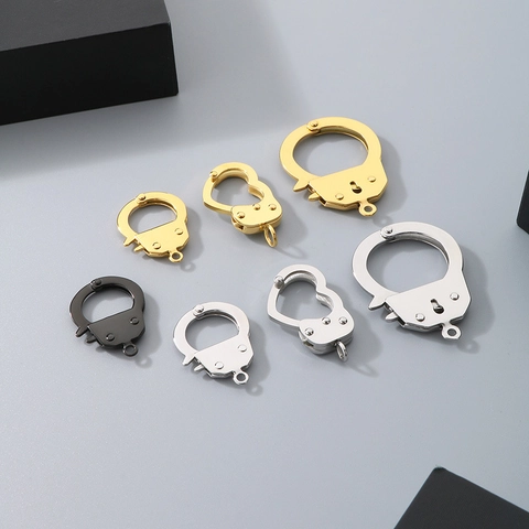 Handcuff Pendants Stainless Steel Heart Round Shape Jewelry Findings For DIY Necklace Bracelet Making Connectors Accessories