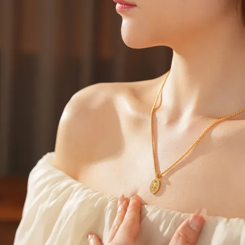 Fleur De Lis Oval Anhänger Halskette Kupfer Zirkonia Echt Vergoldet Retro Französisch Elegant Schmuck Damen