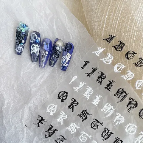 Reliëf Gotisch Alfabet Nagelkunst Stickers Zwart Wit Graffiti Letters Zelfklevend Voor Doe Het Zelf Manicure Decoratie