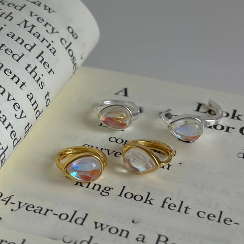 Orecchini A Cerchio Huggie Con Goccia Di Cristallo Iridescente A Goccia In Argento Sterling 925 Stile Coreano Minimalista