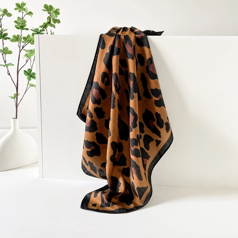 Leopard Print Square Scarf Herringbone Pattern Vintage Polyester Satin Feel Fashionable Neck Head Wrap For Women