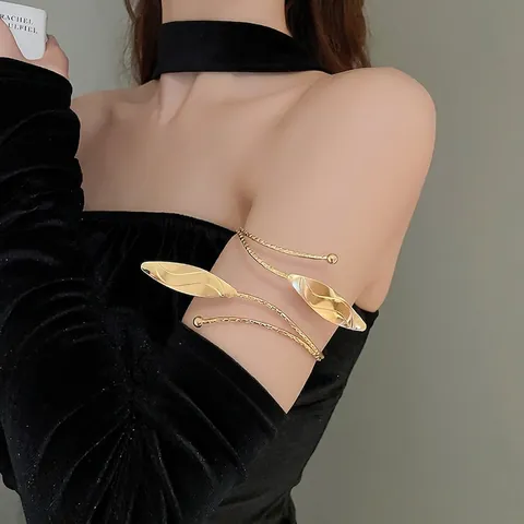 Elegant Alloy Hollow Leaf Arm Cuff Bracelet For Women Fashion Minimalist Geometric Adjustable Armlet Open Bangle Accessory