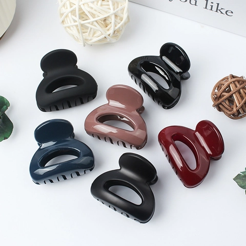 Mini Hair Claw Clips For Women Plastic Matte Glossy Flocked Hair Jaw Clips Non Slip Hollow Hairpins Accessories