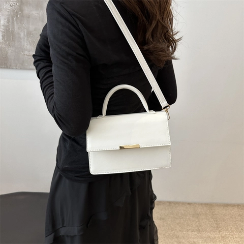 Bolso de Hombro Retro de Cuero PU para Mujer Bolso de Mano Cuadrado Pequeño Color Sólido Con Decoración de Barra Metálica