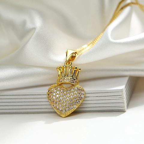 Heart Crown Pendant Necklace Copper Zircon Micro Pave Gold Silver Plated Elegant Clavicle Chain For Women