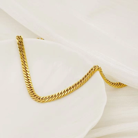 Collier Chaîne Cubaine Minimaliste En Acier Inoxydable Plaqué Or 18K Maillons Tressés Bijou Personnalisé Homme Femme