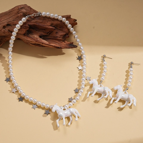 Beaded Necklace And Earrings With Imitation Artificial Pearl Resin Horse Pendant Alloy Star Charms Silver Earring Post Fashion