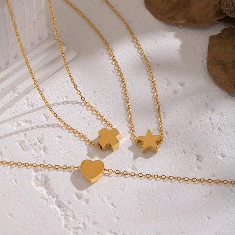 Minimalistische Herz Stern Kreuz Anhänger Halskette 18K Vergoldet Edelstahl Wasserdicht Hypoallergener Schmuck Für Damen