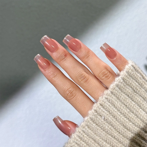 Uñas Postizas Estilo Francés Rosa Nude Puntas Trasparentes Con Brillo Plateado Cuadradas Elegantes Para Mujeres