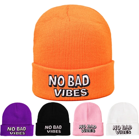 No Bad Vibes Lettre Brodé Acrylique Bonnet pour Hommes Femmes Mode Chaud Hiver Tricoté Chapeau Streetwear Casquette