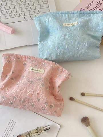Trousse De Maquillage Jacquard Rose Floral 3D Gaufré Grande Capacité Pochette Cosmétique Voyage Trousse De Toilette Portable Pour Femmes