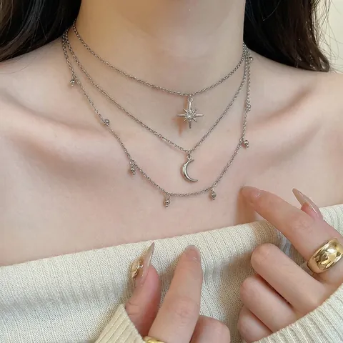 Mehrlagige Halskette Legierung Straßstein Stern Mond Anhänger Französisch Vintage Zierlicher Schmuck Für Damen
