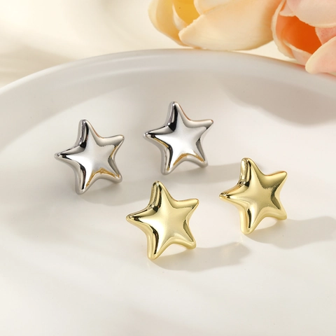 Minimalist Copper Plated 18k Gold Geometric Smooth Five-Pointed Star Stud Earrings For Women High-End Jewelry Earrings Gift