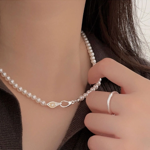 Collana di Perle d'Acqua Dolce in Argento Sterling 925 Stile Francese Con Chiusura a Forma di Occhio Unica Placcata in Oro 18K Pendente Minimalista Choker da Donna Gioielli per Matrimonio Regalo