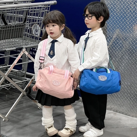 Borsa Sportiva Cilindrica Per Bambini Nylon Leggera Tracolla Borsa A Mano Per Danza Nuoto Viaggio Ragazzi Ragazze Cinghie A Righe