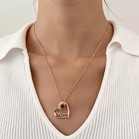 Copper Rhinestone Heart Mom Pendant Necklace Projection Stone 100 Languages Silver Rose Gold Clavicle Chain Jewelry For Mother Day