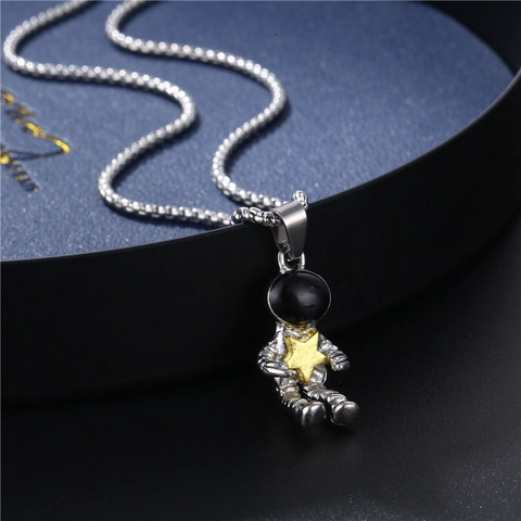 Collana Con Ciondolo Astronauta Acciaio Al Titanio Con Stella Dorata Tema Spazio Gioielli Moda Per Uomo Donna