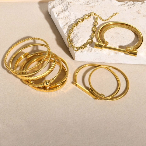 Modieuze Vergulde Roestvrijstalen Armring Gehamerde Textuur Gaas Gedraaid Touw Open Manchet Sieraden Voor Vrouwen