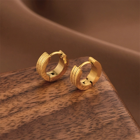Minimalist Titanium Steel Huggie Earrings Gold Plated Frosted Triple Line Geometric Jewelry For Women