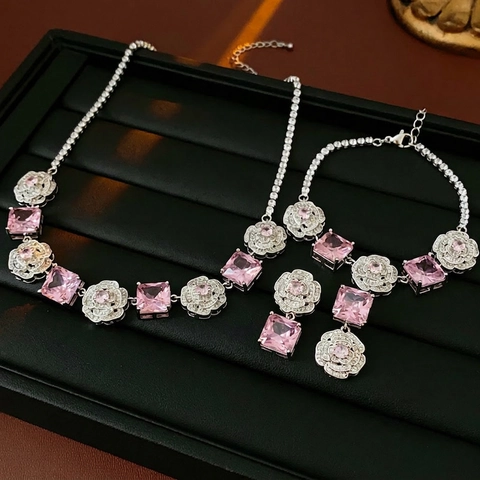 Moda Rosa Circonita Cuadrada Flor Camelia Collar Pulsera Pendientes Con Poste De Plata Cobre Lujo