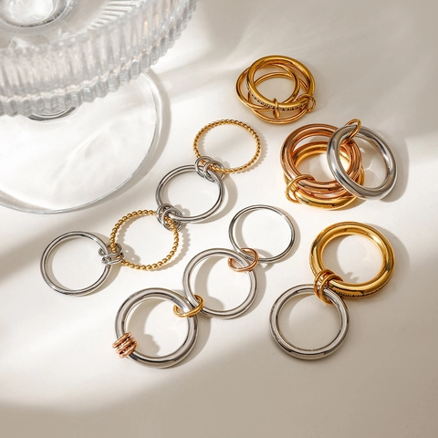 Ineinandergreifende Stapelringe Für Damen Edelstahl Mehrlagiges Gliedband Mit Zirkon Wasserdicht Hypoallergen