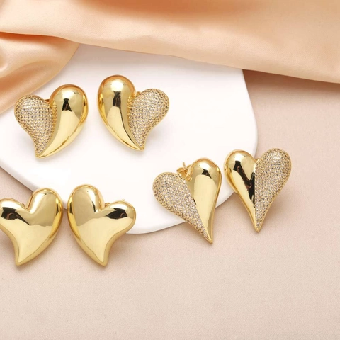 Minimalist Copper 18K Gold Plated Heart Stud Earrings For Women Shiny Zirconia Inlaid Asymmetric Love Jewelry Accessory