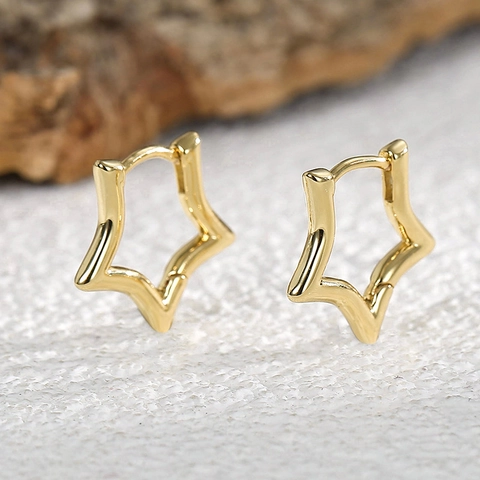 Boucles D'oreilles Créoles En Forme D'étoile En Cuivre Plaqué Or 18 Carats Bijoux De Mode Géométriques Minimalistes Pour Femmes