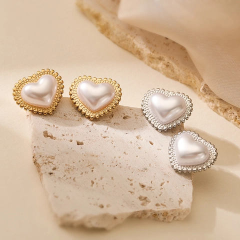Stainless Steel 18K Gold Plated Heart Shape Artificial Pearl Stud Earrings For Women Vintage French Style Fashion Jewelry Accessories
