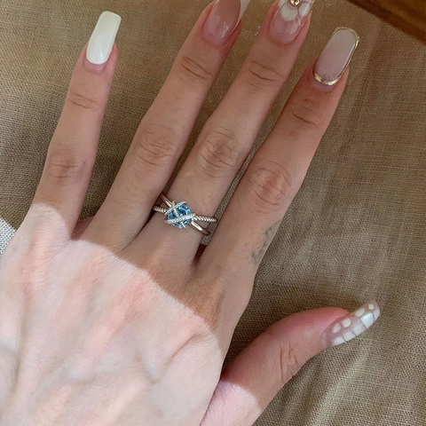 Eleganter Hellblauer Zirkon Kupfer Ring Damen Koreanischer Ins Stil Überkreuzt Gedrehtes Seil Doppelter Offener Ring