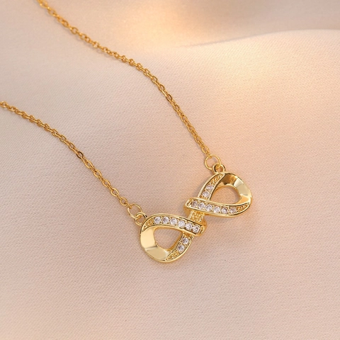 Collana con Pendente Infinito in Acciaio Inossidabile per Donna Minimalista Catena a Clavicola con Strass Gioielli di Lusso
