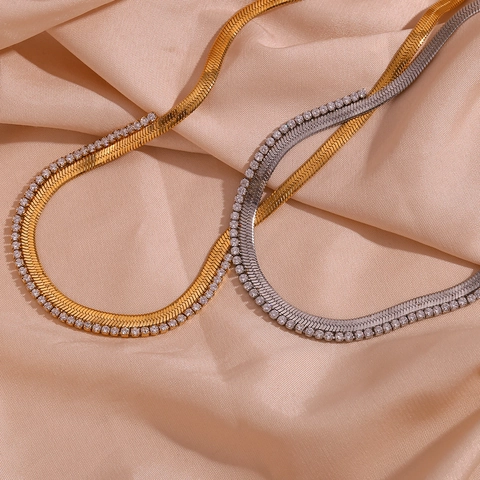 Collana A Catena Di Osso Di Serpente Spliced Acciaio Inossidabile 316L Placcato Oro 18K Zircone Pavé Gioielli Eleganti Donna