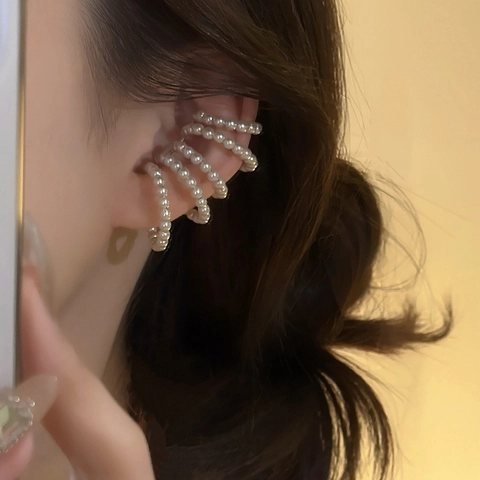 Ear Cuff Multistrato Con Künstliche Perle Di Imitazione Vintage Francese Elegante Clip Per Osso Dell'orecchio Senza Foro Gioielli In Lega Donna